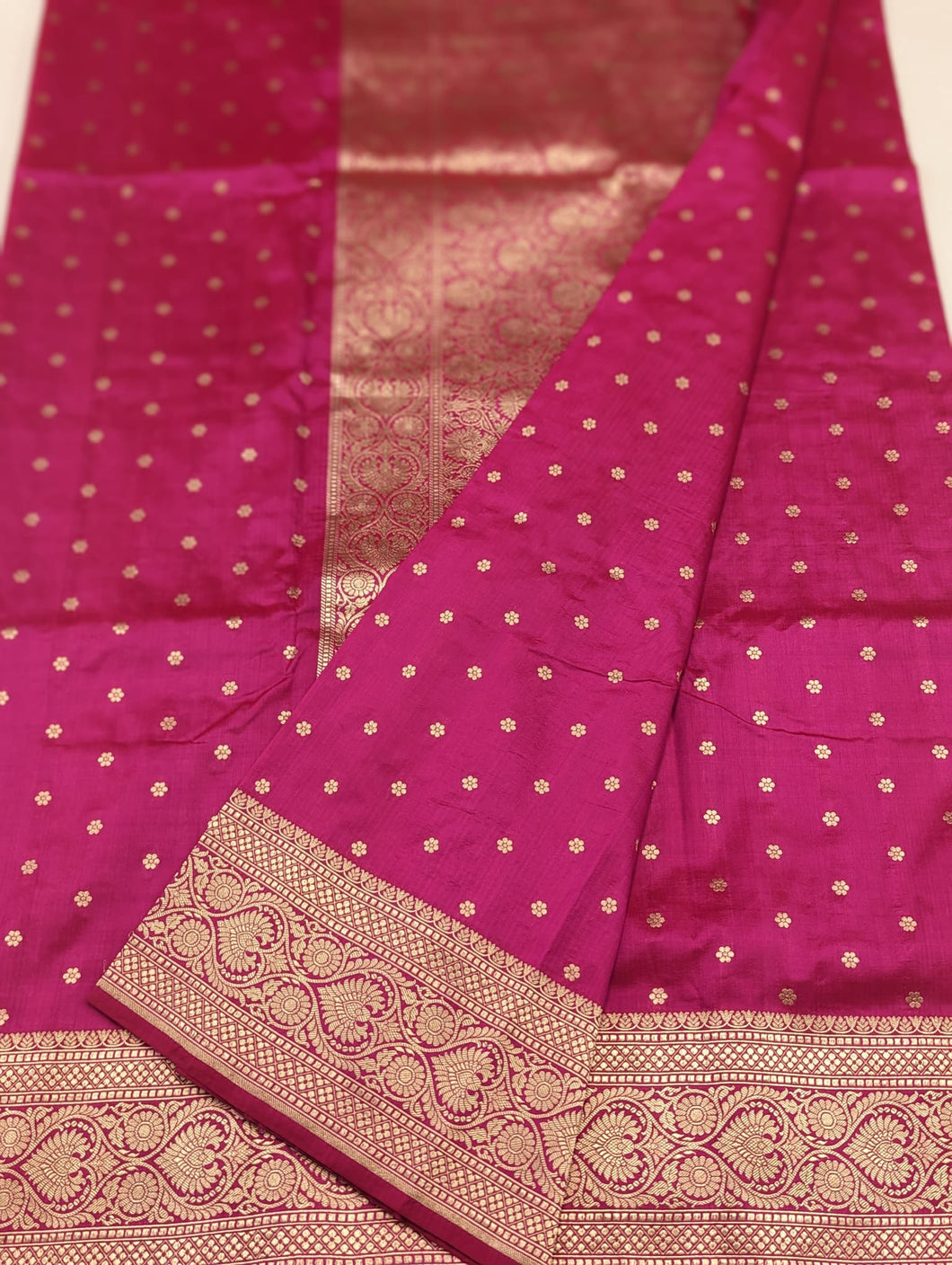 Fuchsia Banarasi Saree